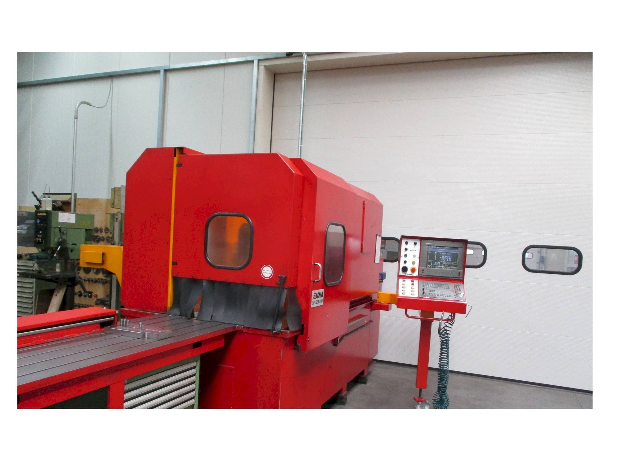 Frontansicht der ALMA SWITZERLAND Alma Hbz-500  Maschine