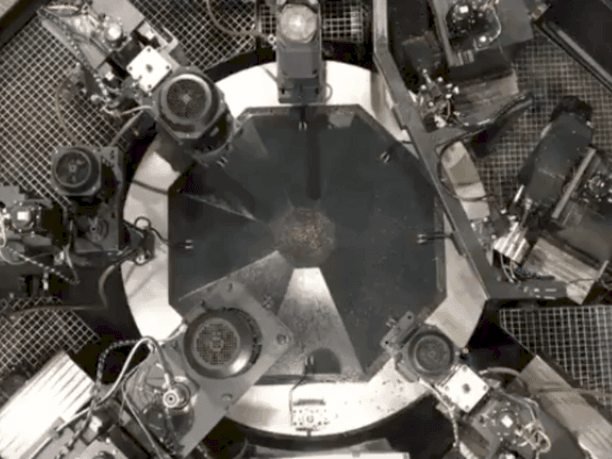 Frontansicht der IBERMACH Transfer  Maschine