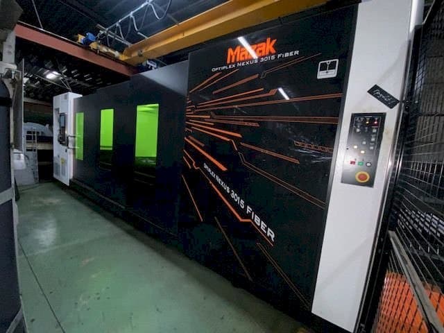 Frontansicht der Mazak Optiplex Nexus 3015  Maschine