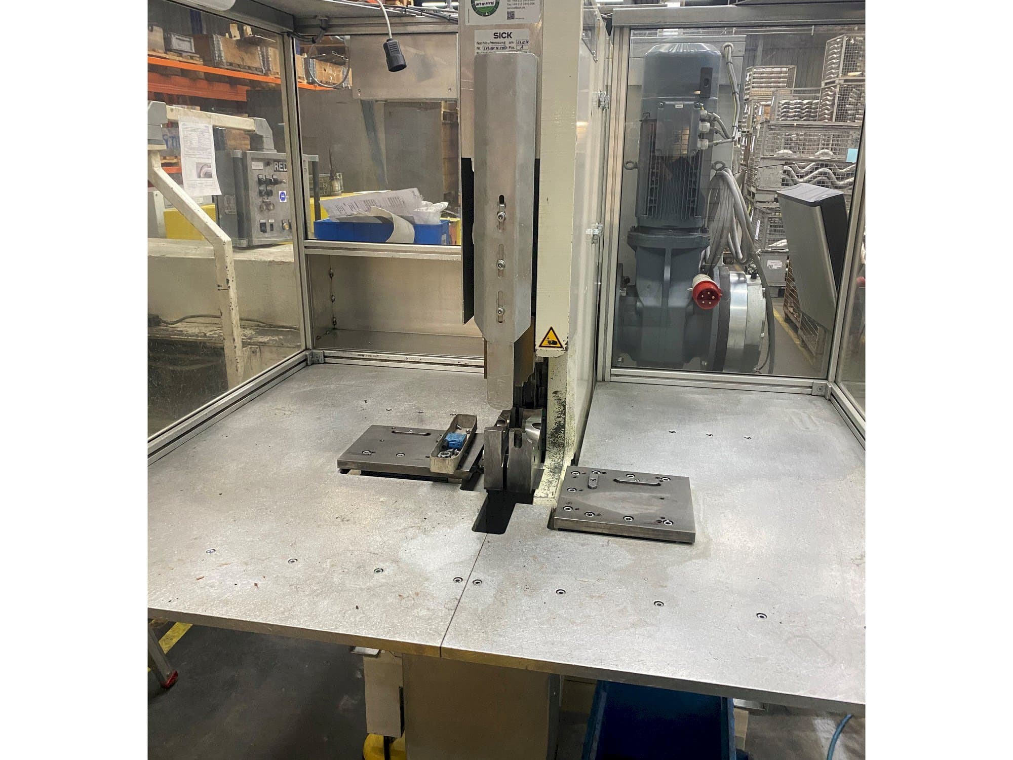 Frontansicht der Schmidt und Remmert EMT80-2-F01  Maschine