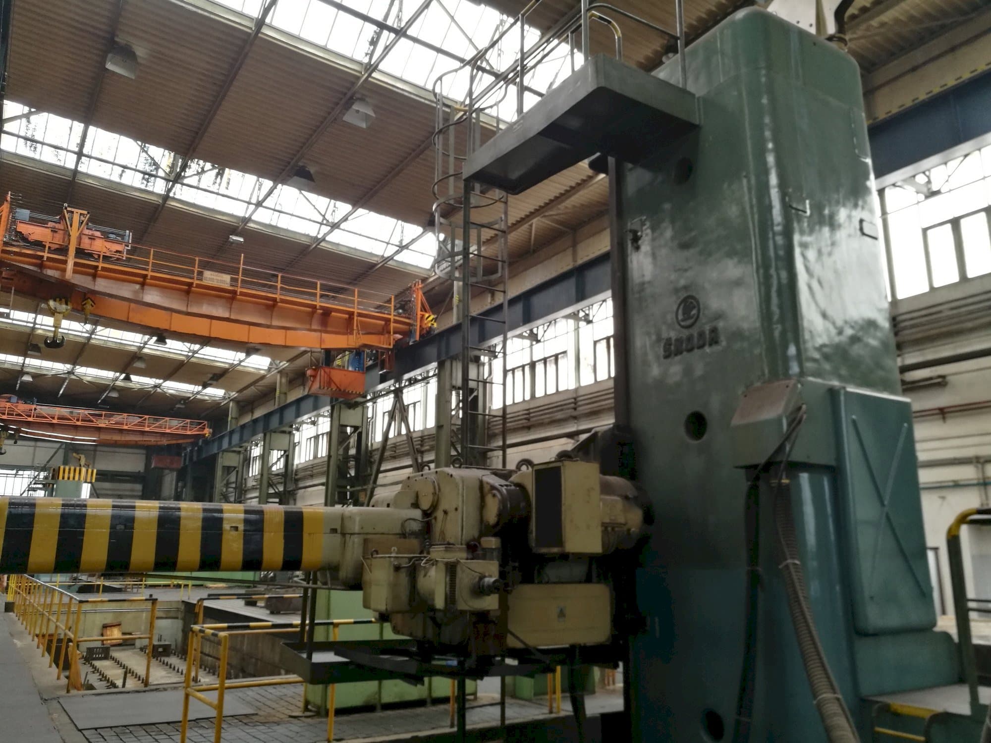 Frontansicht der SKODA WDA 200  Maschine