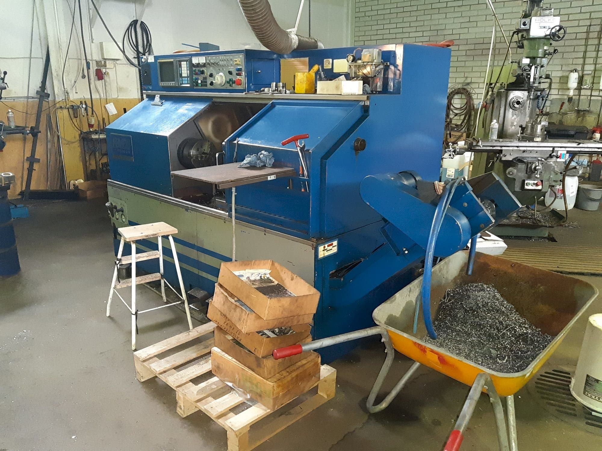 Frontansicht der FEMCO Durga 25E  Maschine