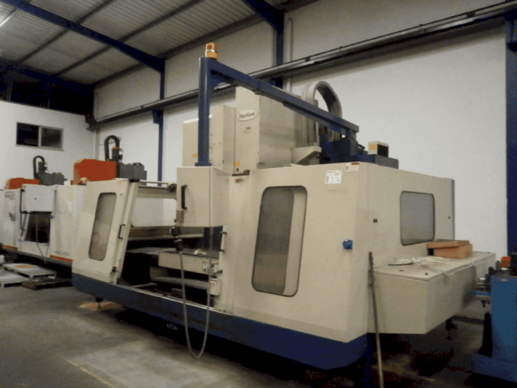 Frontansicht der HARTFORD HV-80A  Maschine