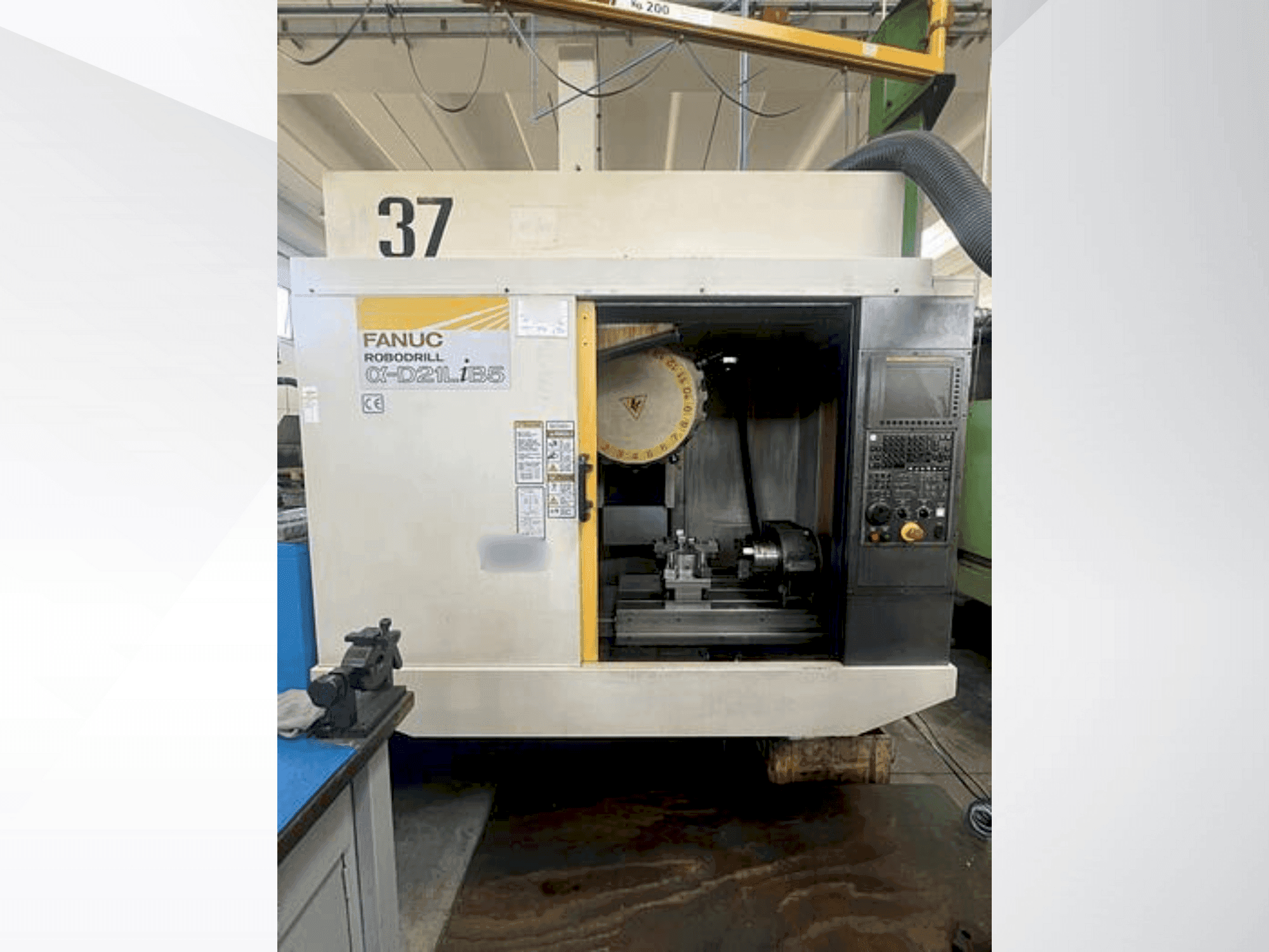 Frontansicht der FANUC Robodrill Alpha-D21LiB5  Maschine
