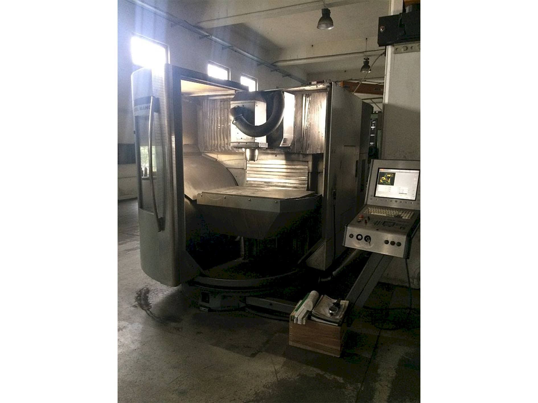 Frontansicht der DMG 60T  Maschine