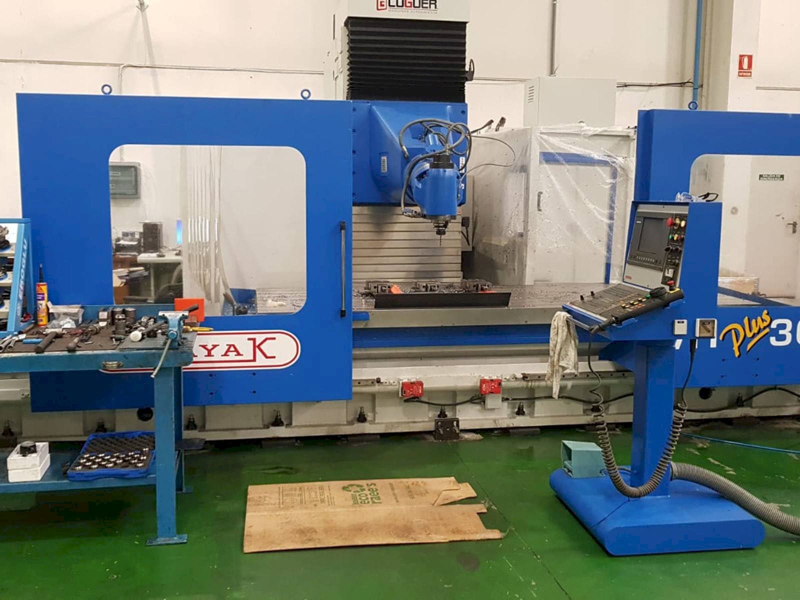 Frontansicht der ANAYAK VH-Plus-3000-N Maschine