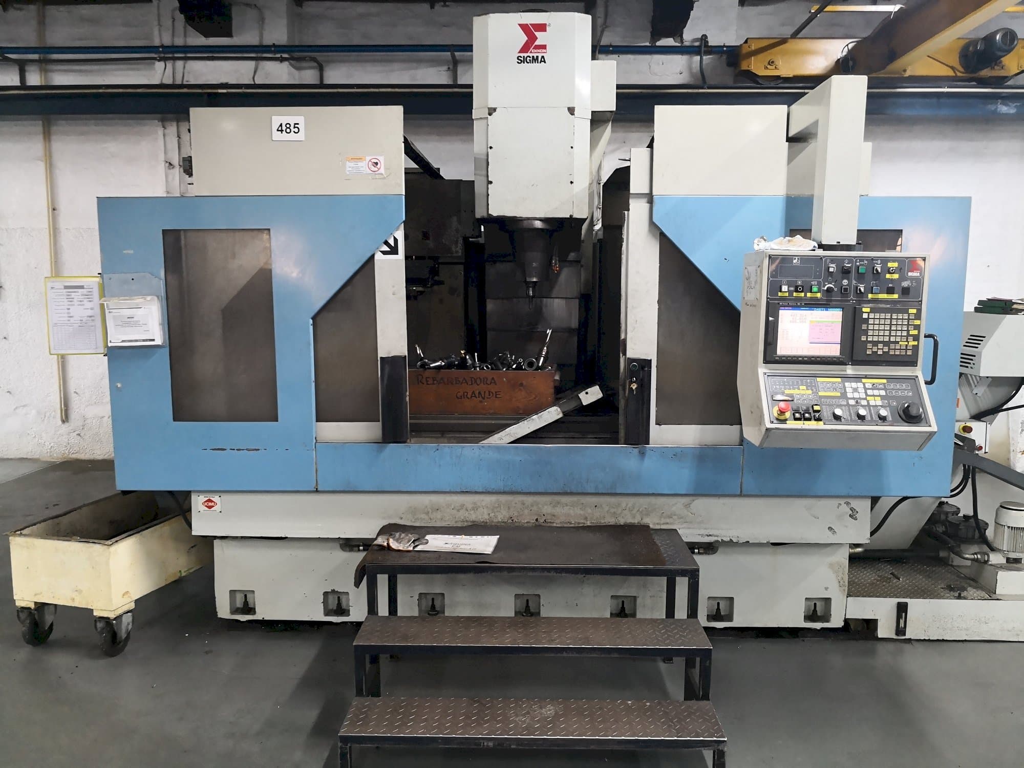 Frontansicht der Sigma Zenit 6  Maschine