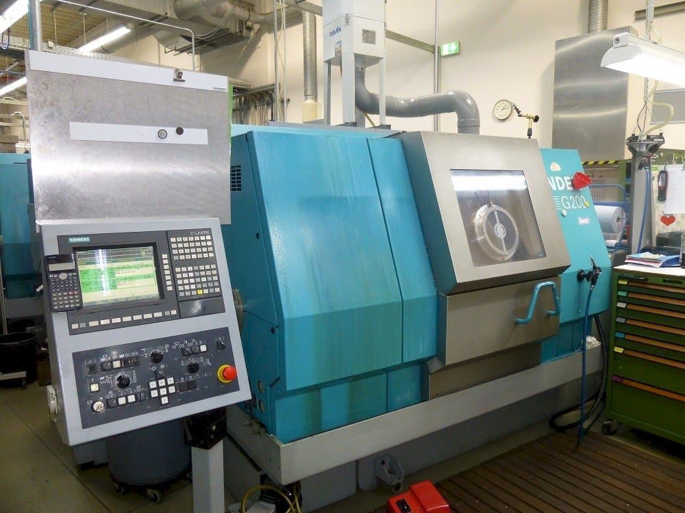 Frontansicht der Index G200  Maschine