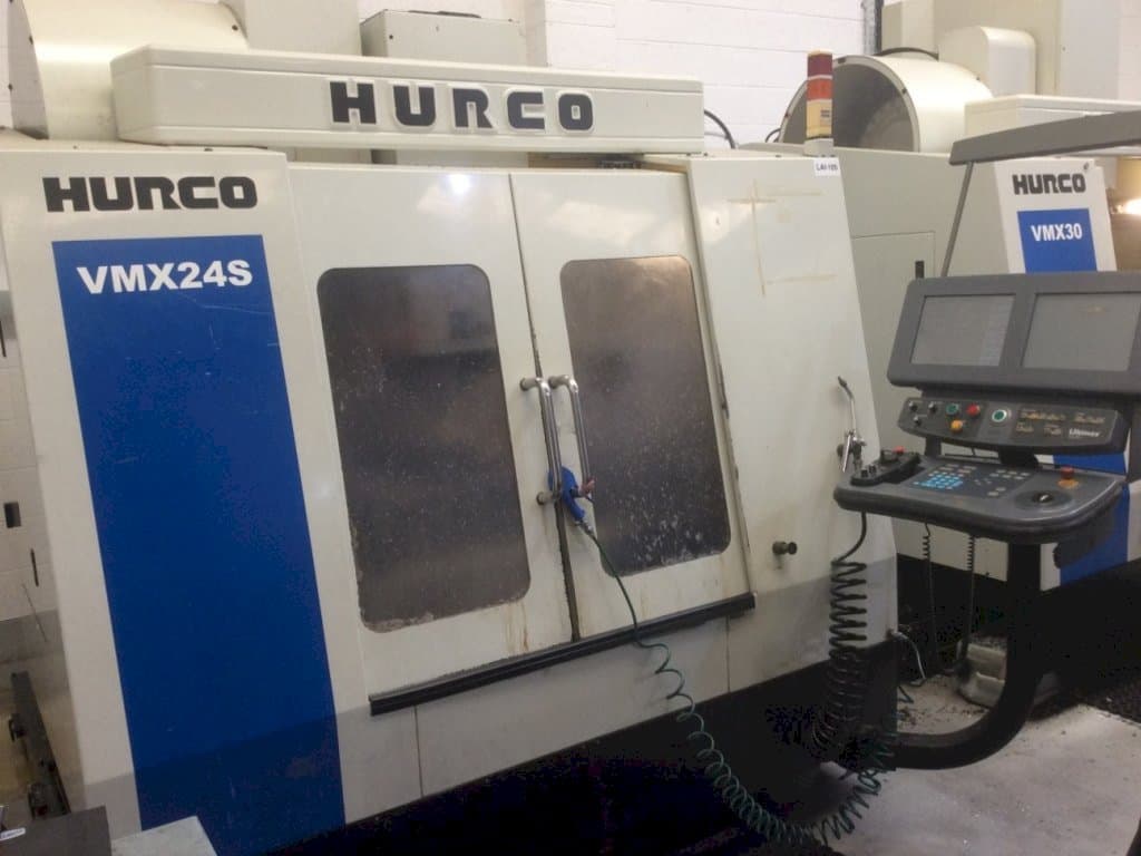 Frontansicht der Hurco VMX24S  Maschine