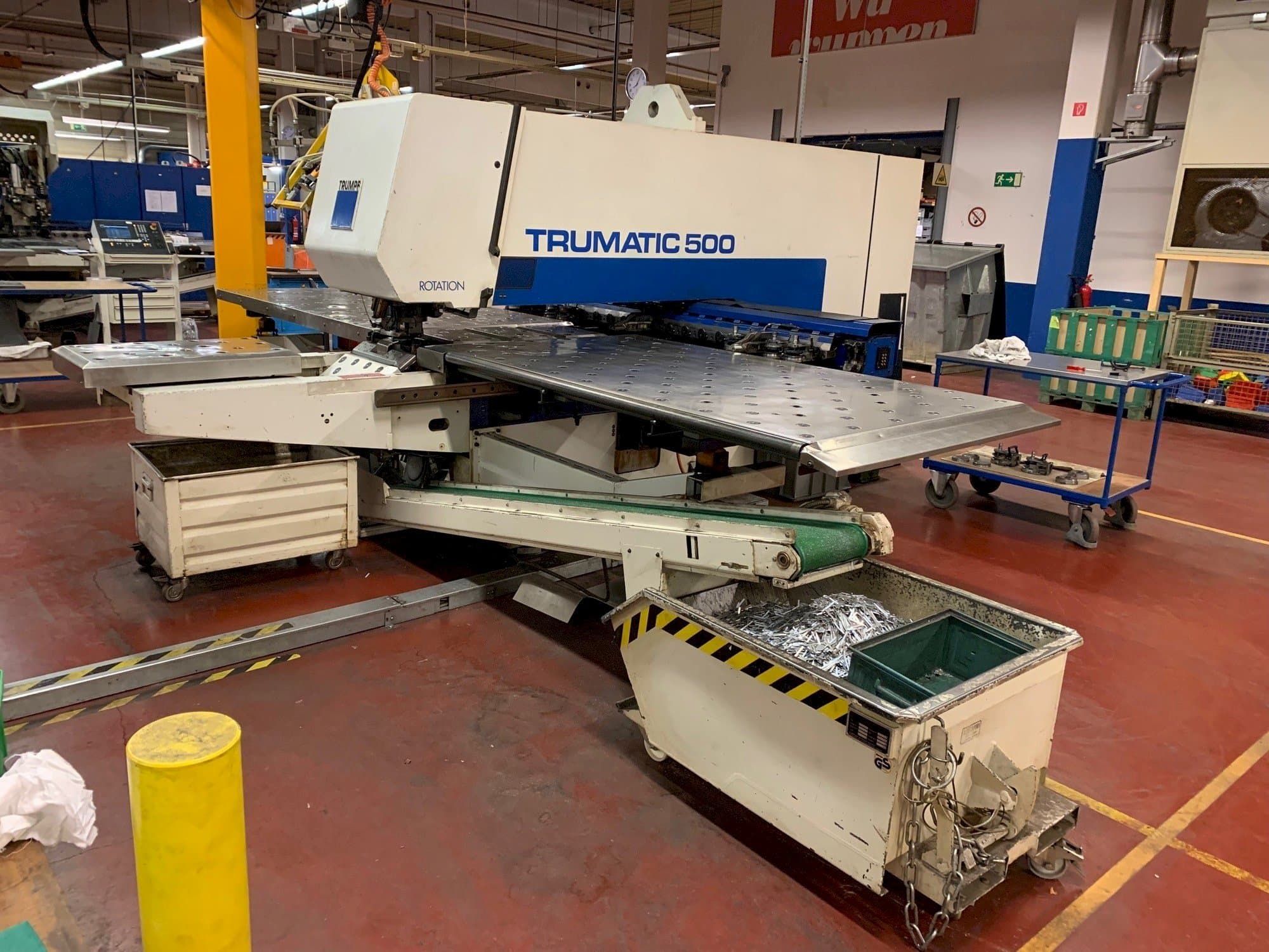 Frontansicht der Trumpf TC 500 R  Maschine
