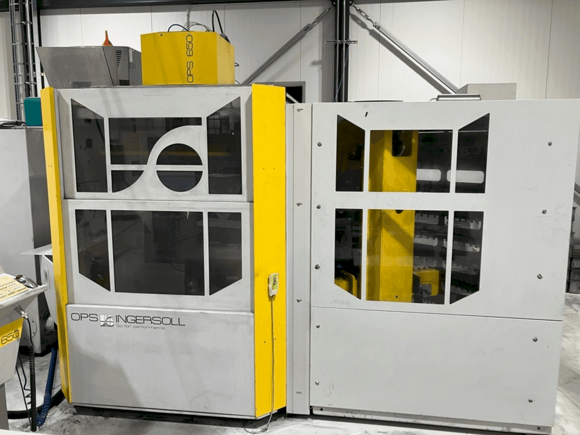 Frontansicht der OPS INGERSOLL 650  Maschine