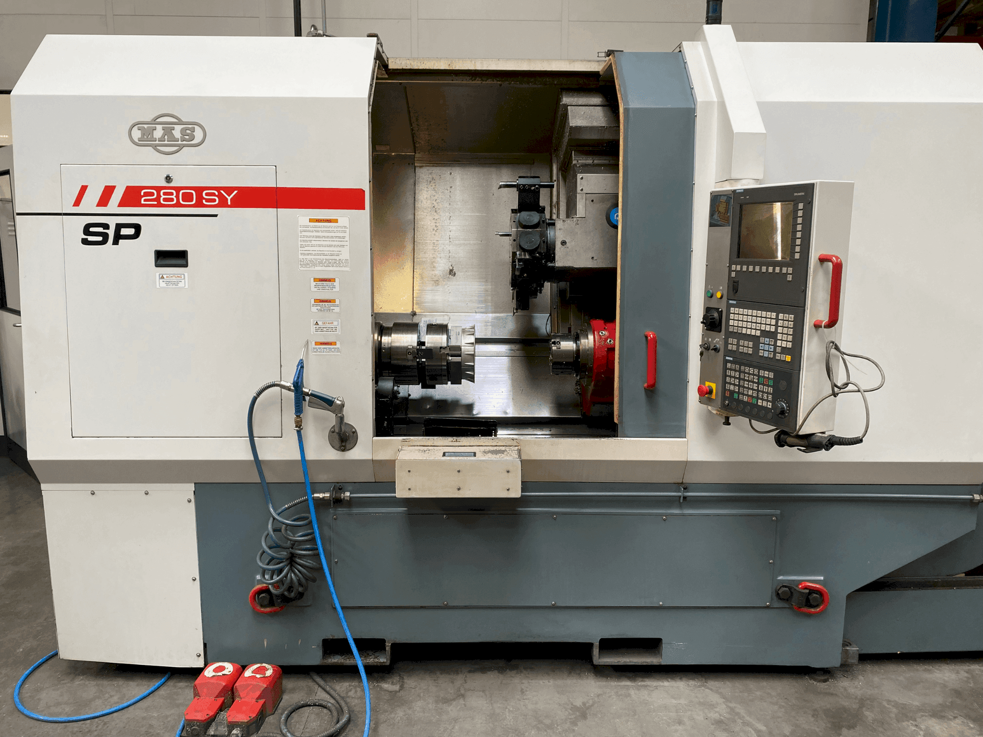 Frontansicht der MAS SP280 SY  Maschine