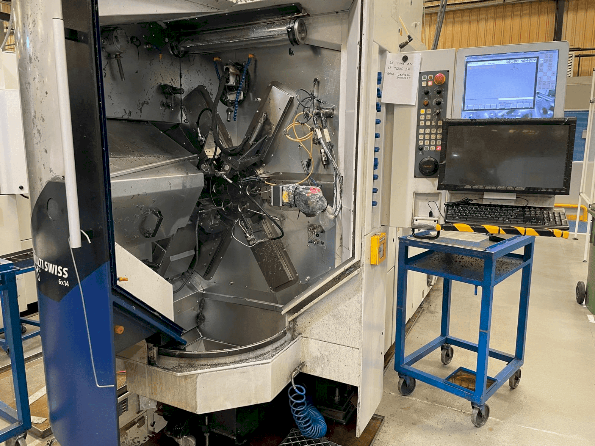 Frontansicht der TORNOS MultiSwiss 6x14  Maschine