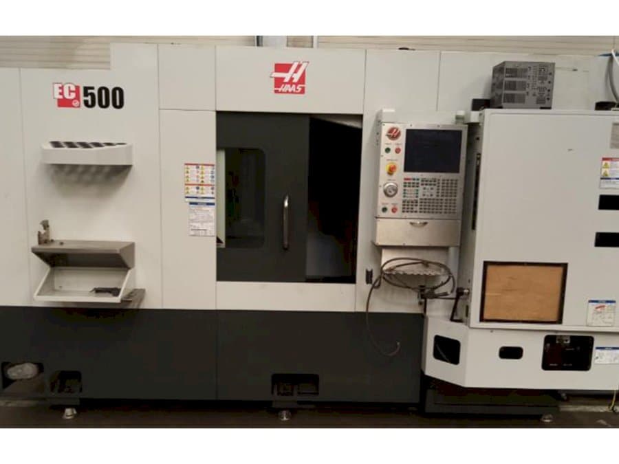 Frontansicht der HAAS EC-500  Maschine