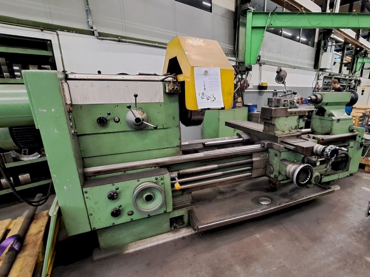 Frontansicht der BOEHRINGER VDF V 800  Maschine