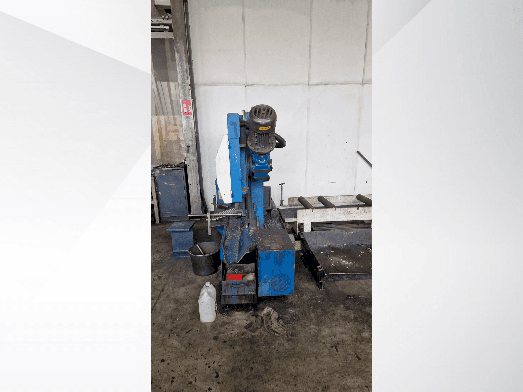 Frontansicht der KNUTH HB 460 L  Maschine