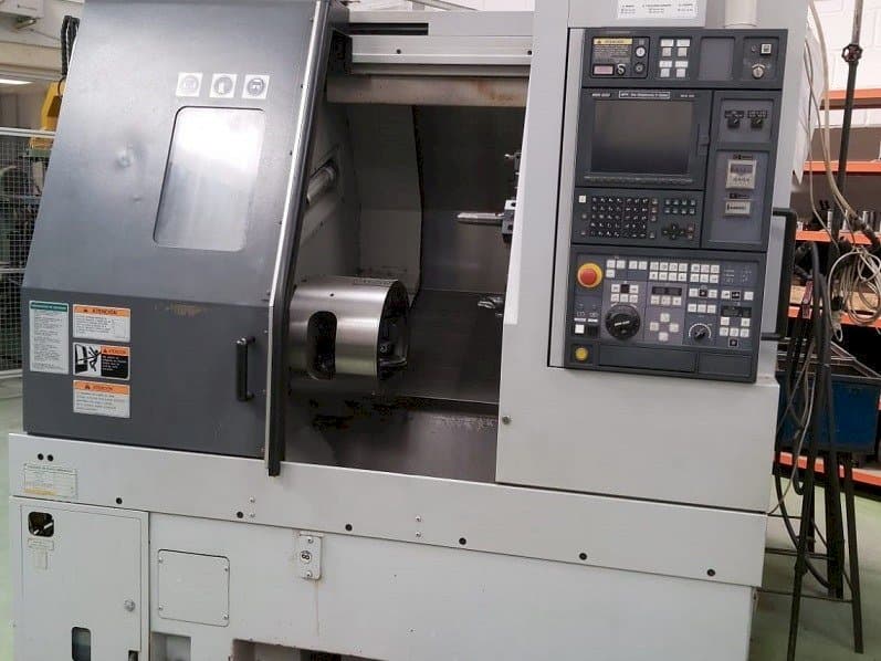 Frontansicht der MORI SEIKI CL-253B Maschine