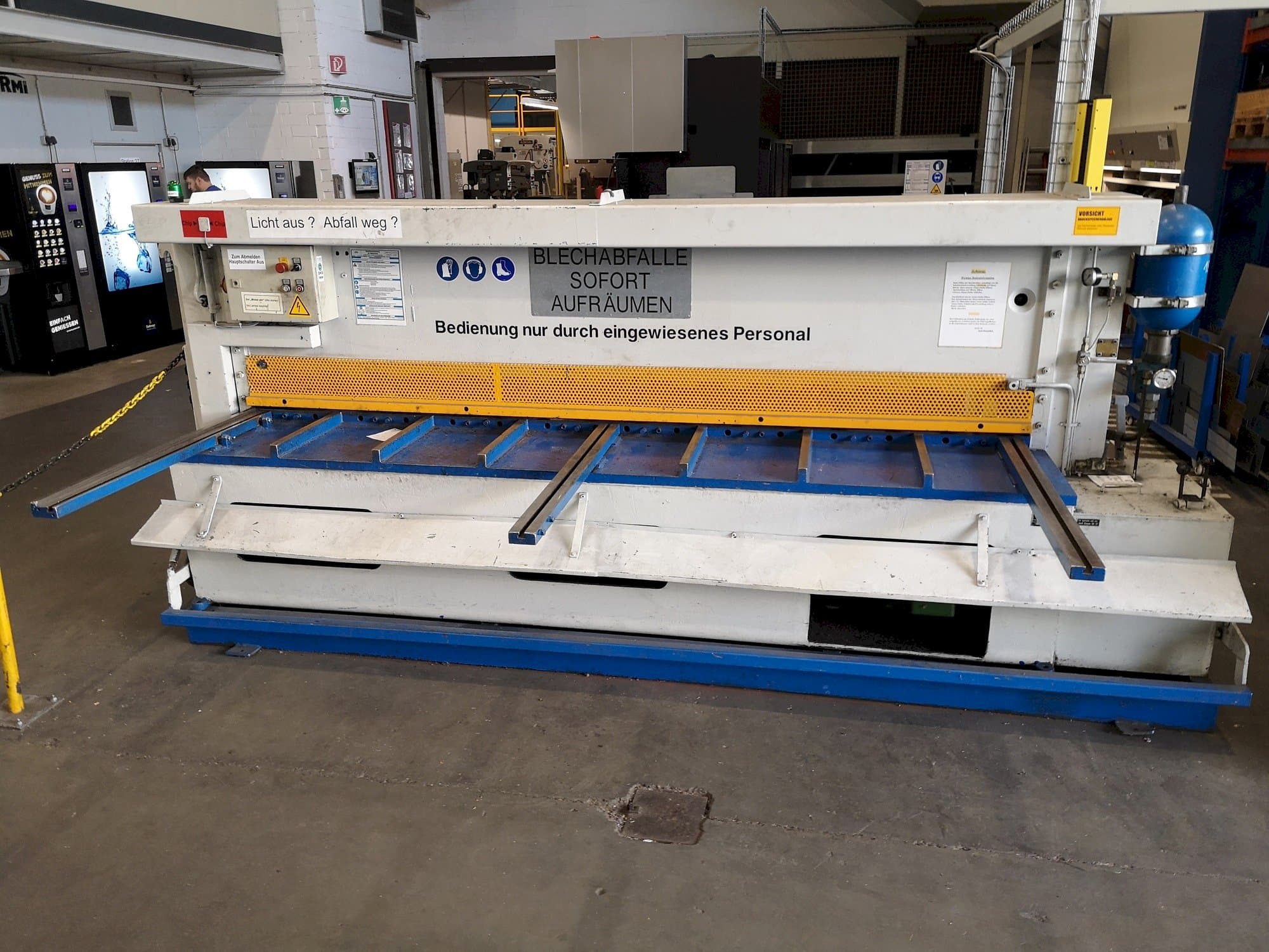 Frontansicht der PASKOWSKY TSH 10 MM  Maschine