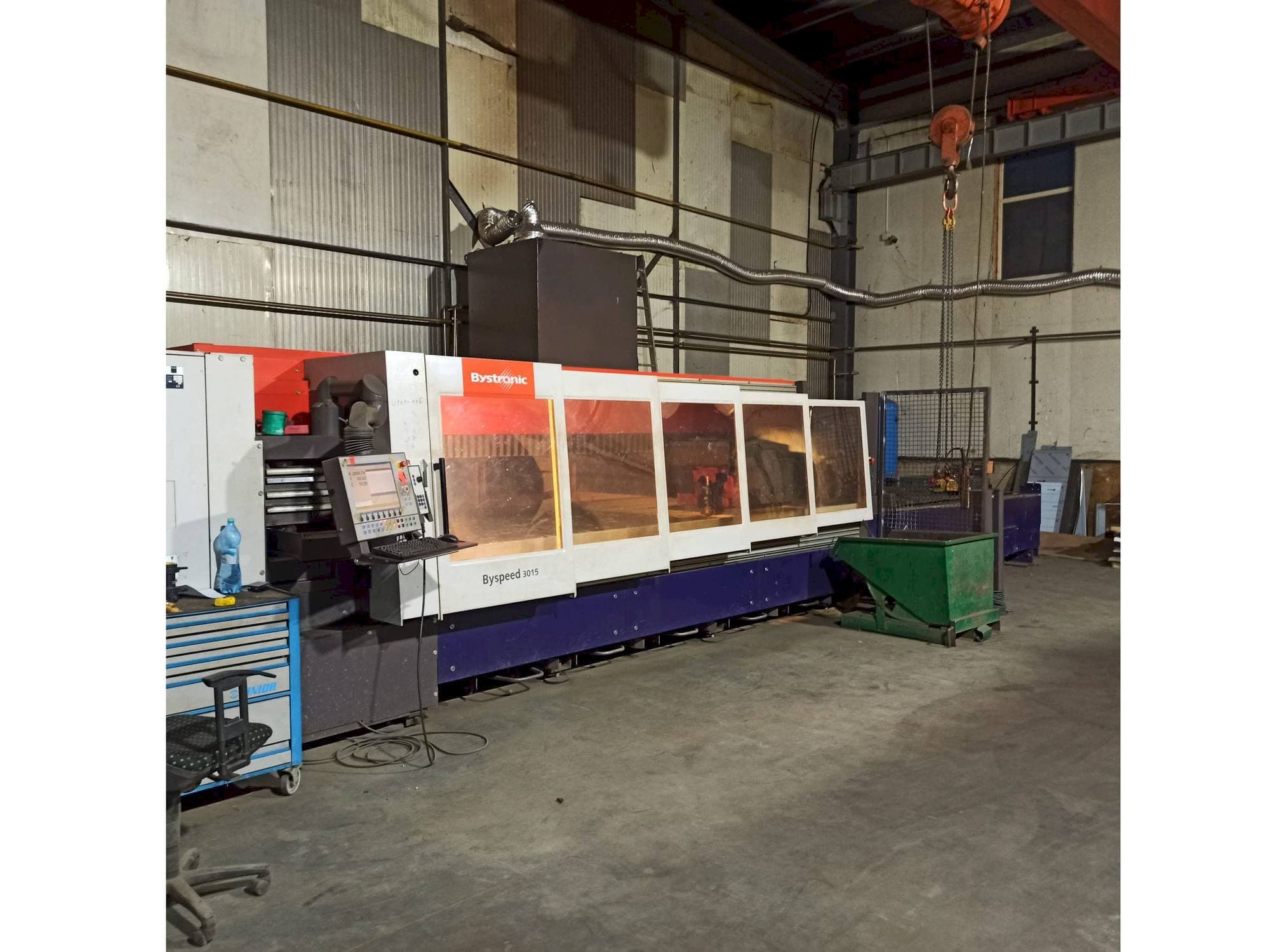 Frontansicht der Bystronic BySpeed 3015  Maschine