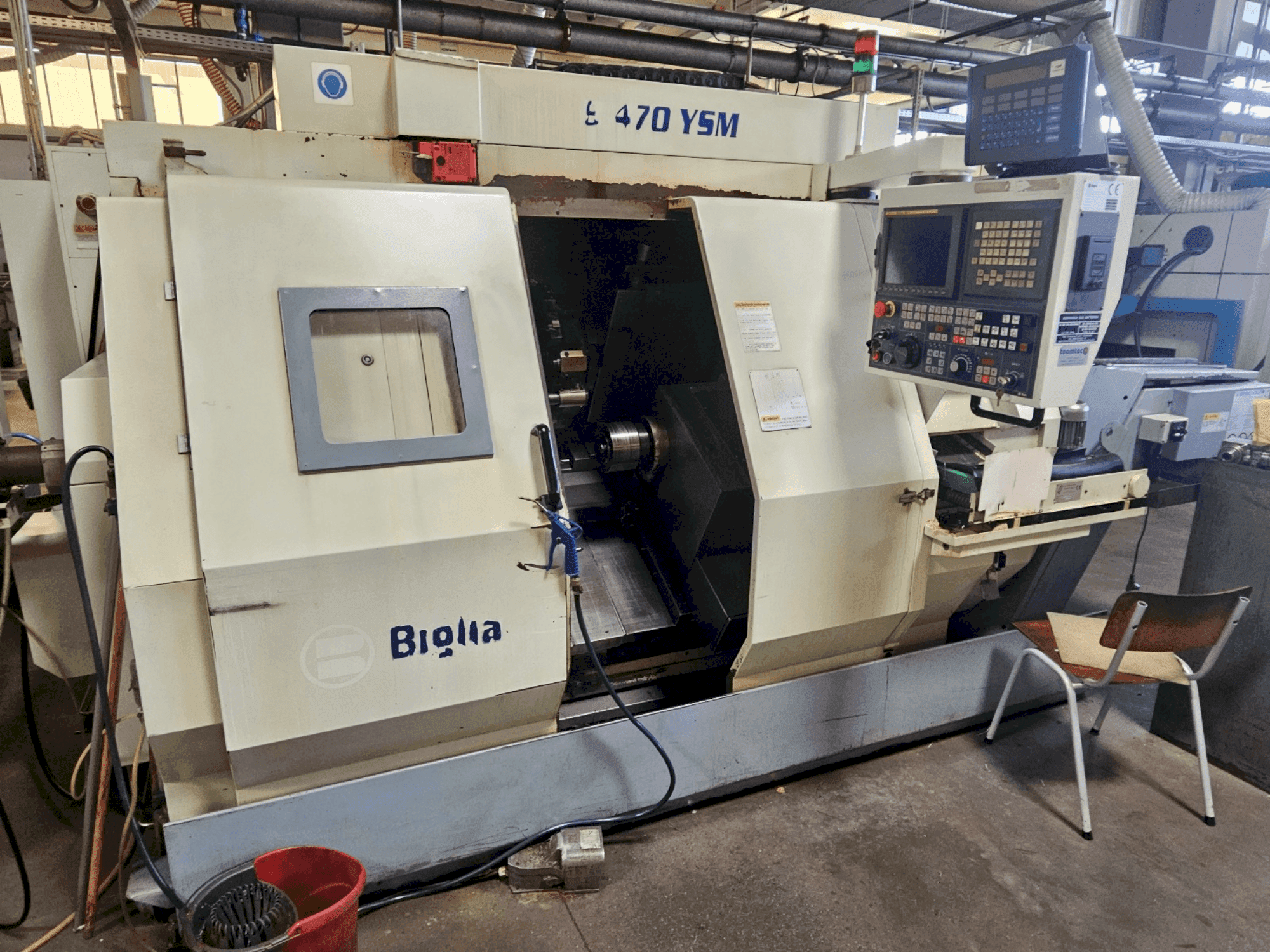 Frontansicht der Biglia B 470 YSM  Maschine