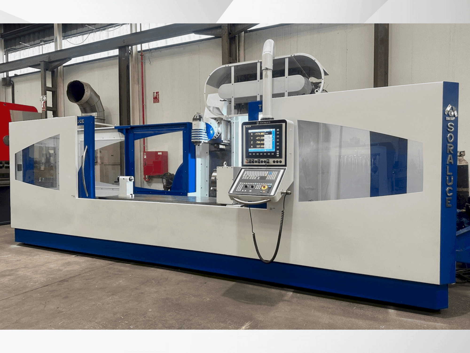 Frontansicht der Soraluce TA-25A  Maschine