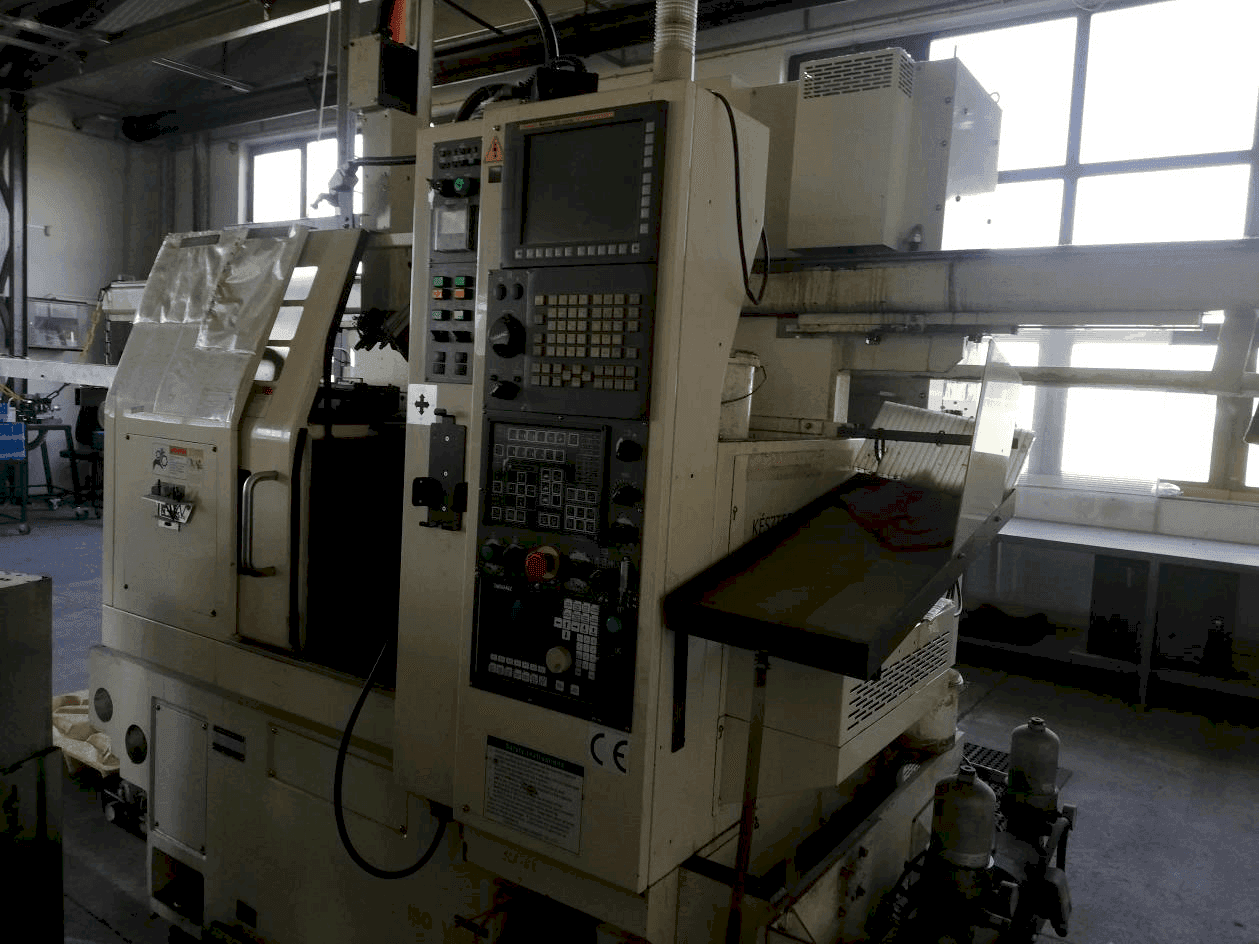 Frontansicht der Takamatsu XW-50  Maschine