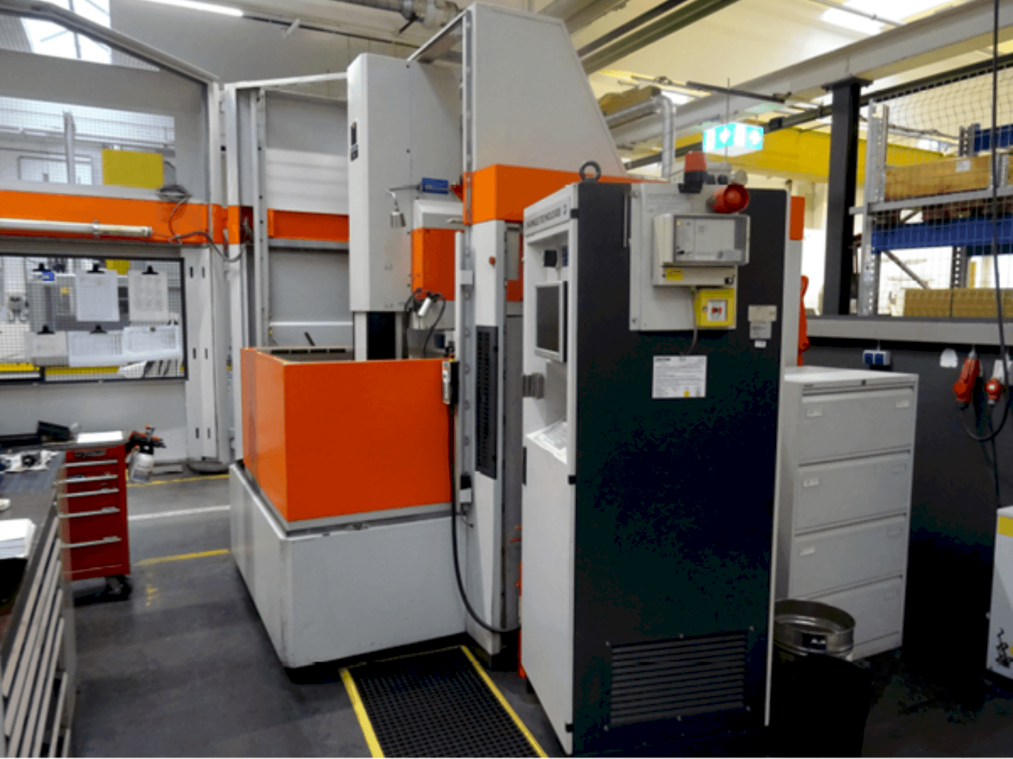 Frontansicht der CHARMILLES Roboform 41  Maschine