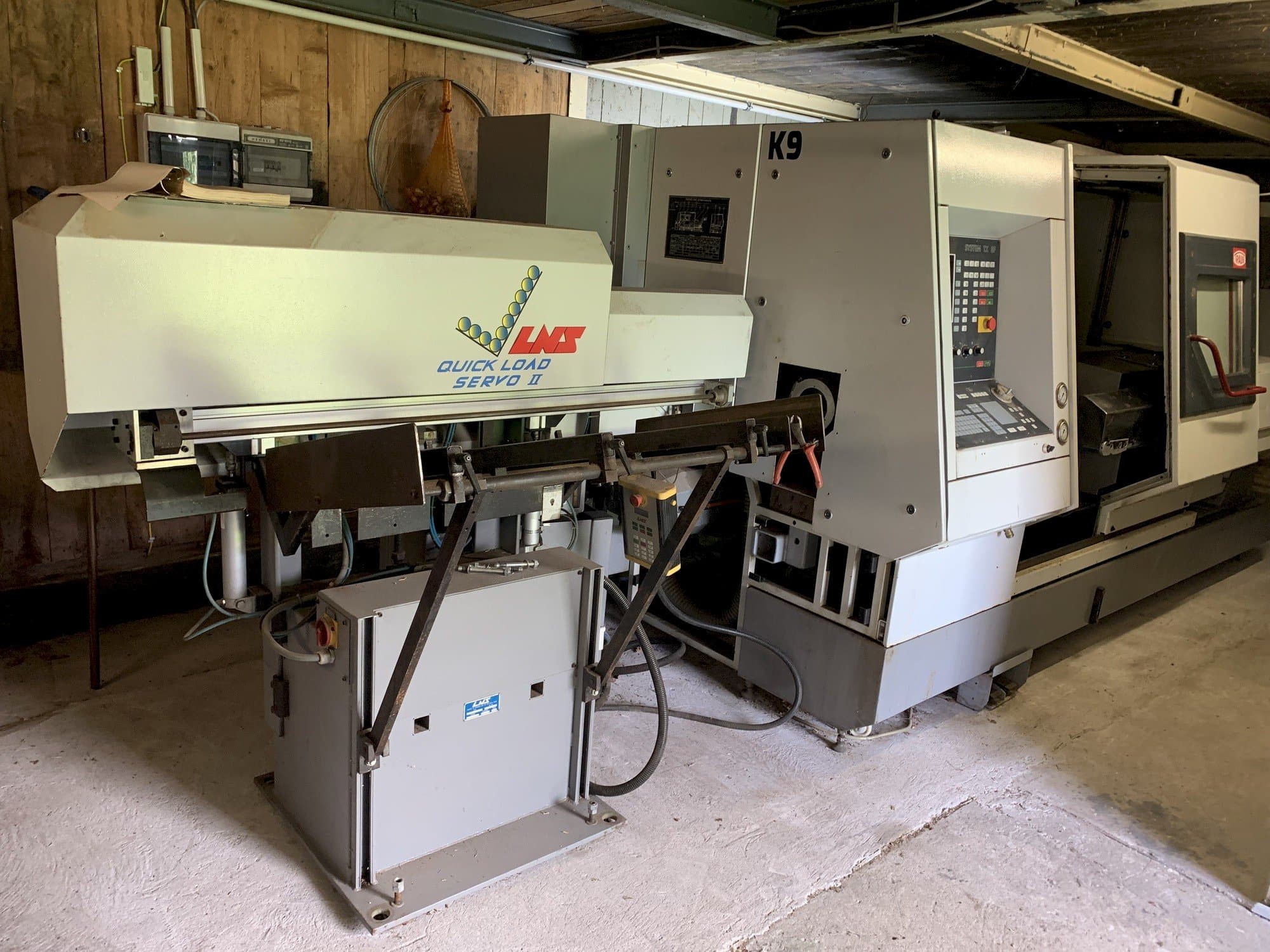 Frontansicht der TRAUB TND 350 G  Maschine