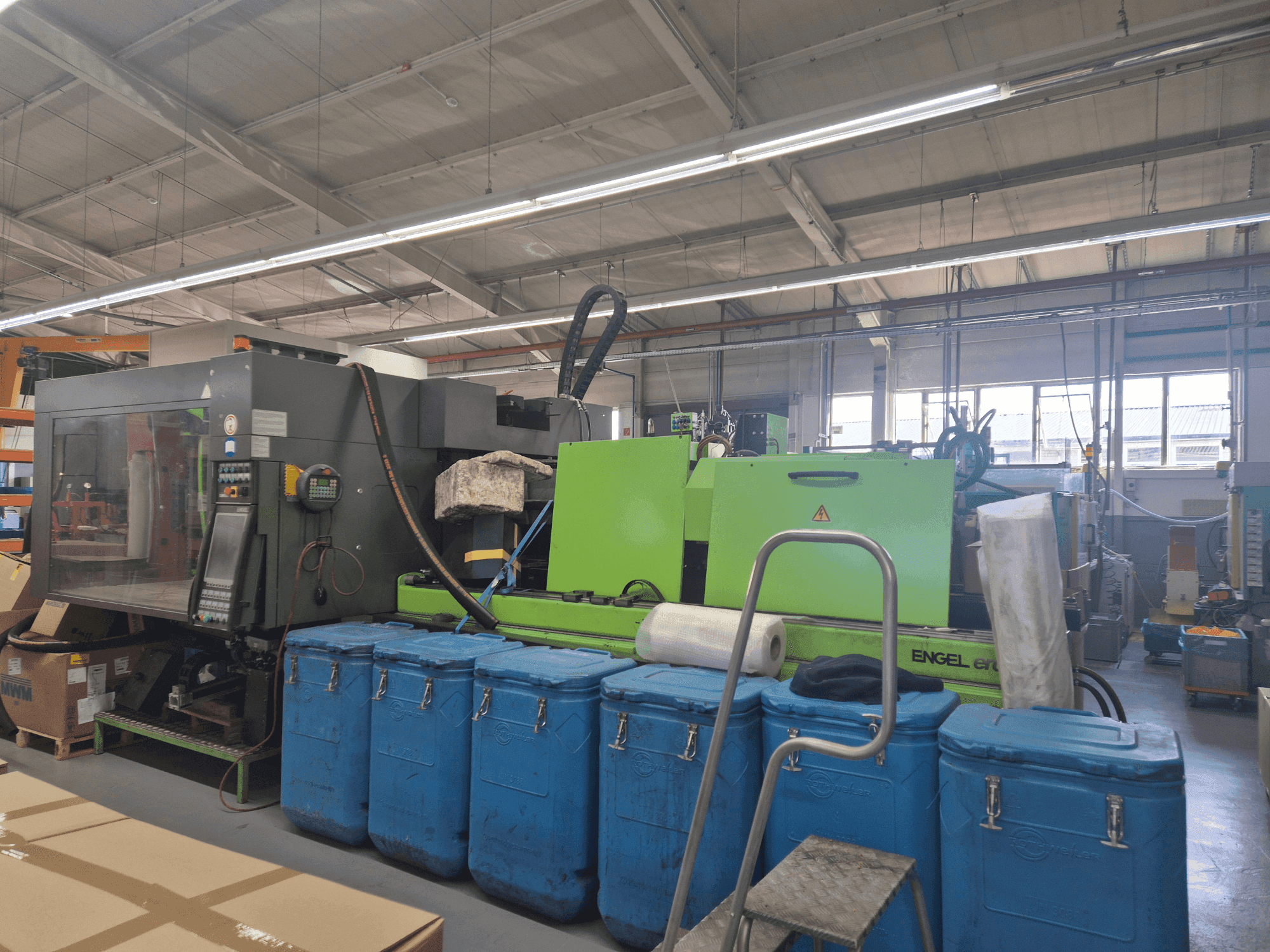 Frontansicht der Engel Victory 2050H500V/300 Combi  Maschine