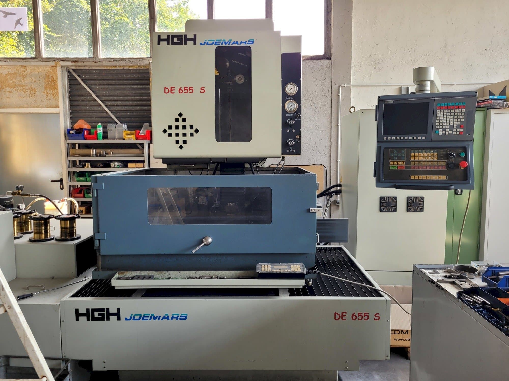 Frontansicht der Joemars AWT 655S  Maschine