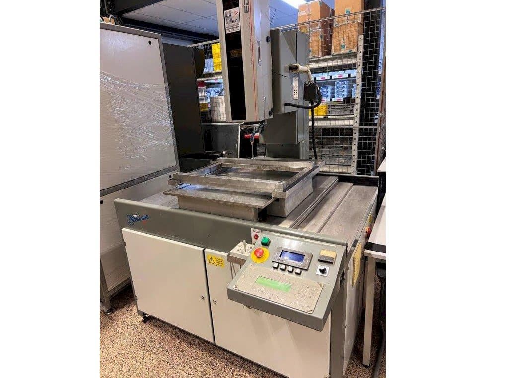 Frontansicht der Apos 600  Maschine