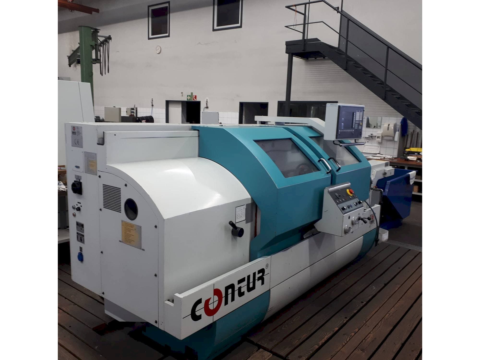 Frontansicht der Saeilo Contour Dialog T52 x 1500  Maschine