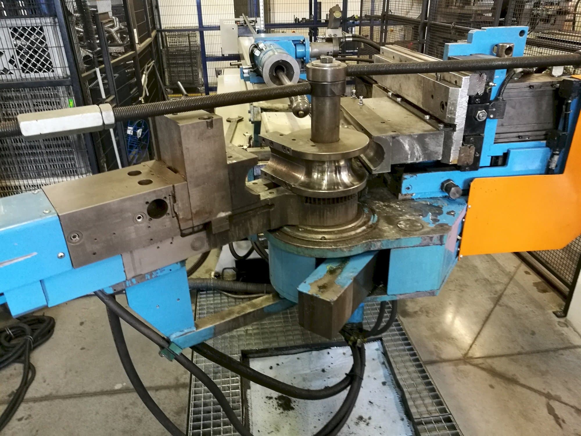 Frontansicht der Rasi S 80.5  Maschine