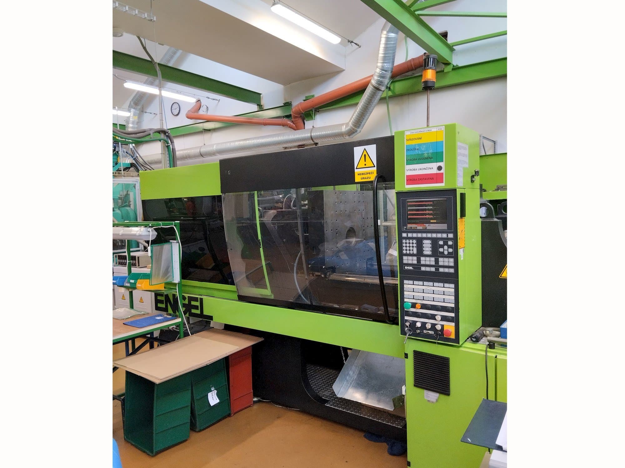 Frontansicht der Engel Victory 750/150 Tech  Maschine