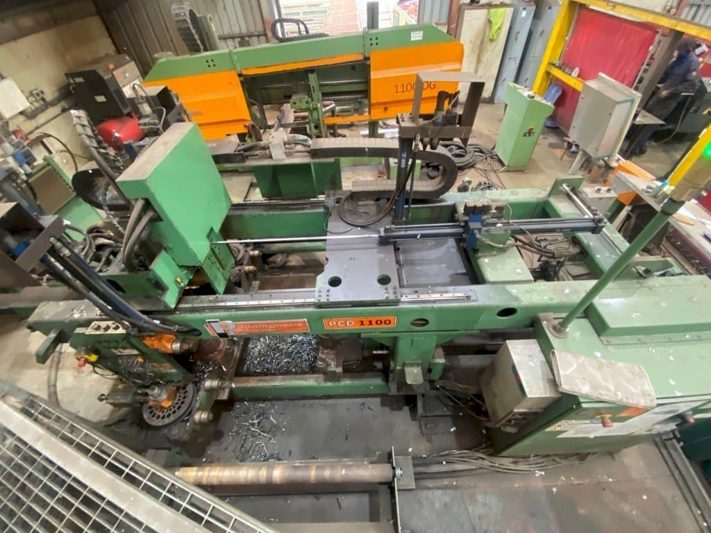 Frontansicht der Peddinghaus PCD 1100  Maschine