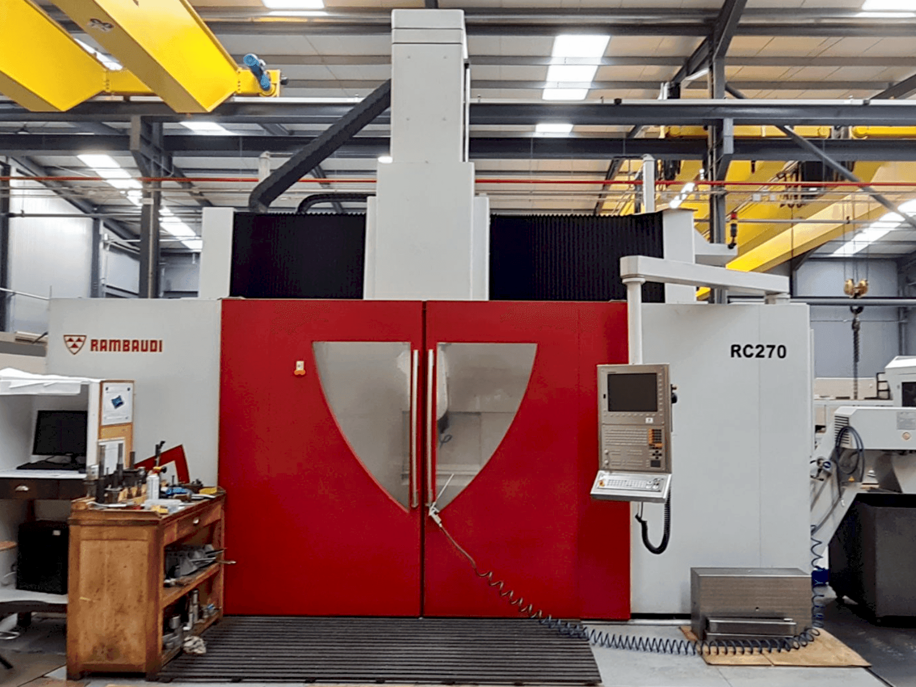 Frontansicht der Rambaudi RC 270  Maschine