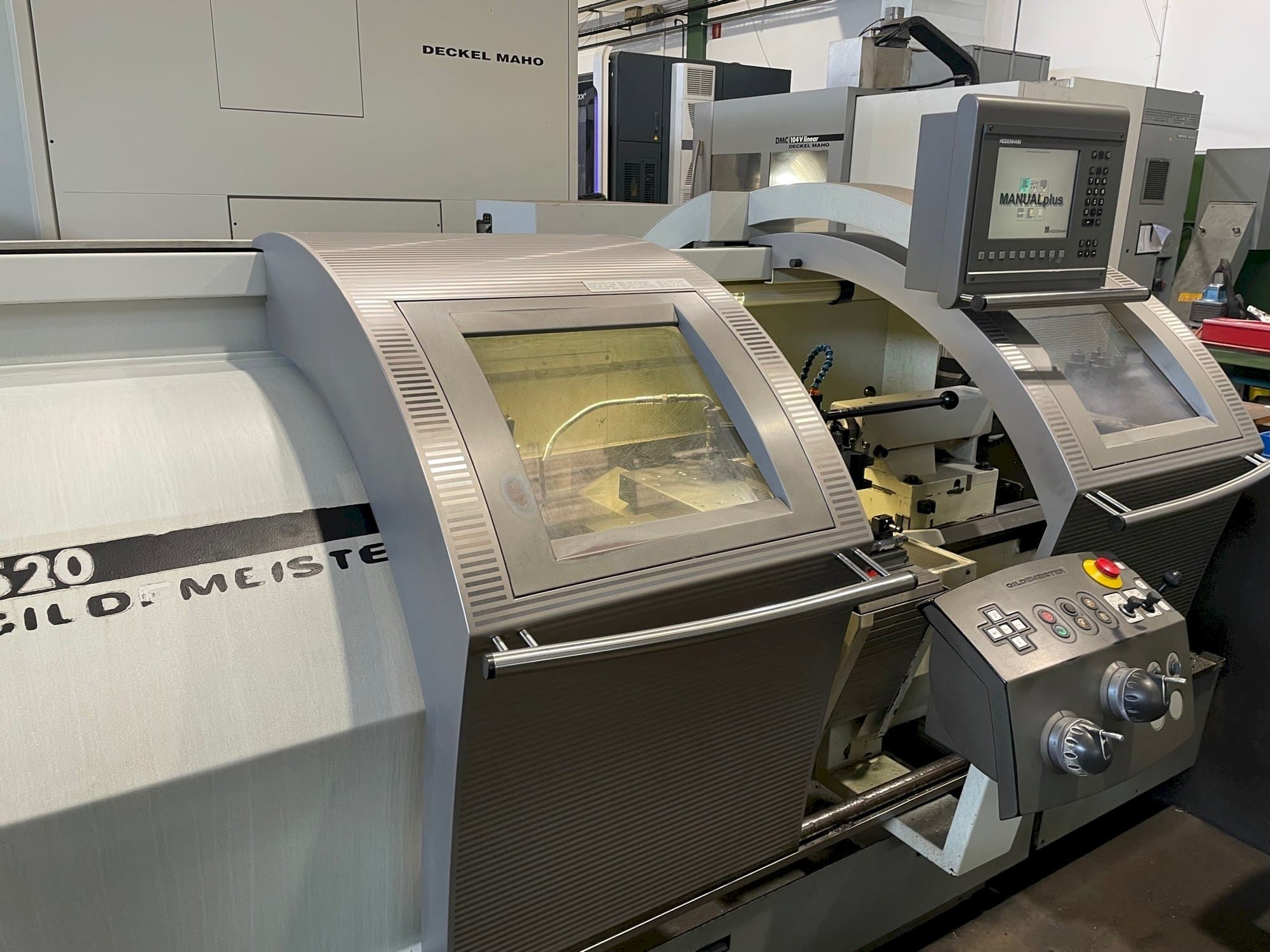 Frontansicht der Gildemeister NEF 520  Maschine