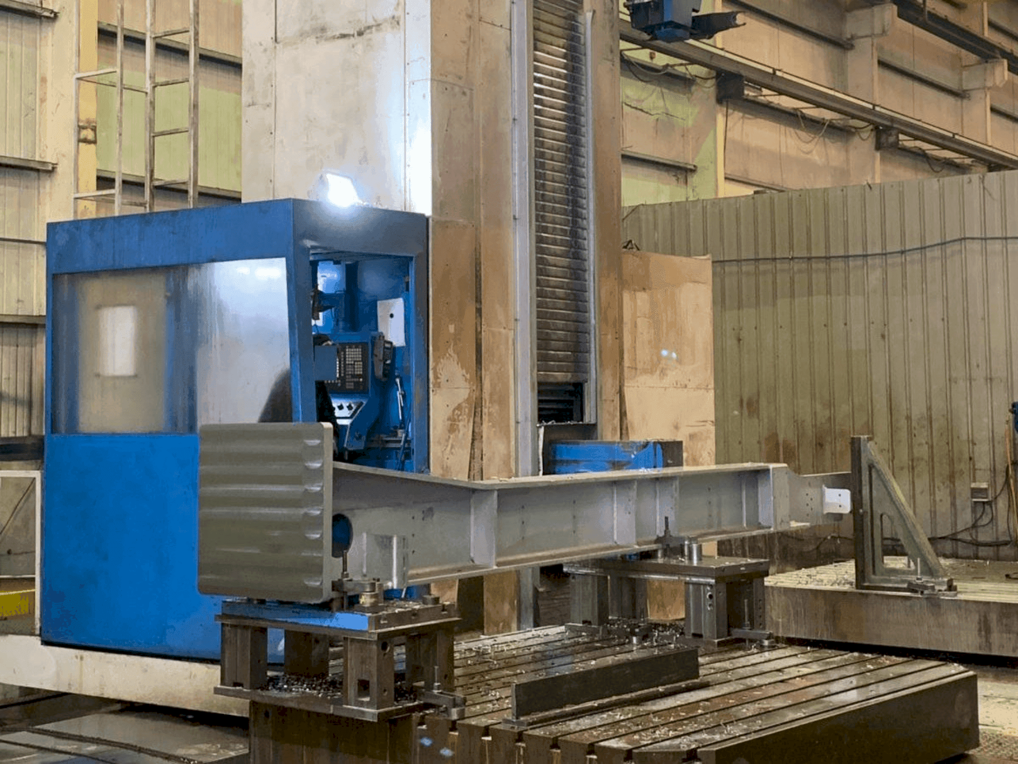 Frontansicht der CME MB-900  Maschine