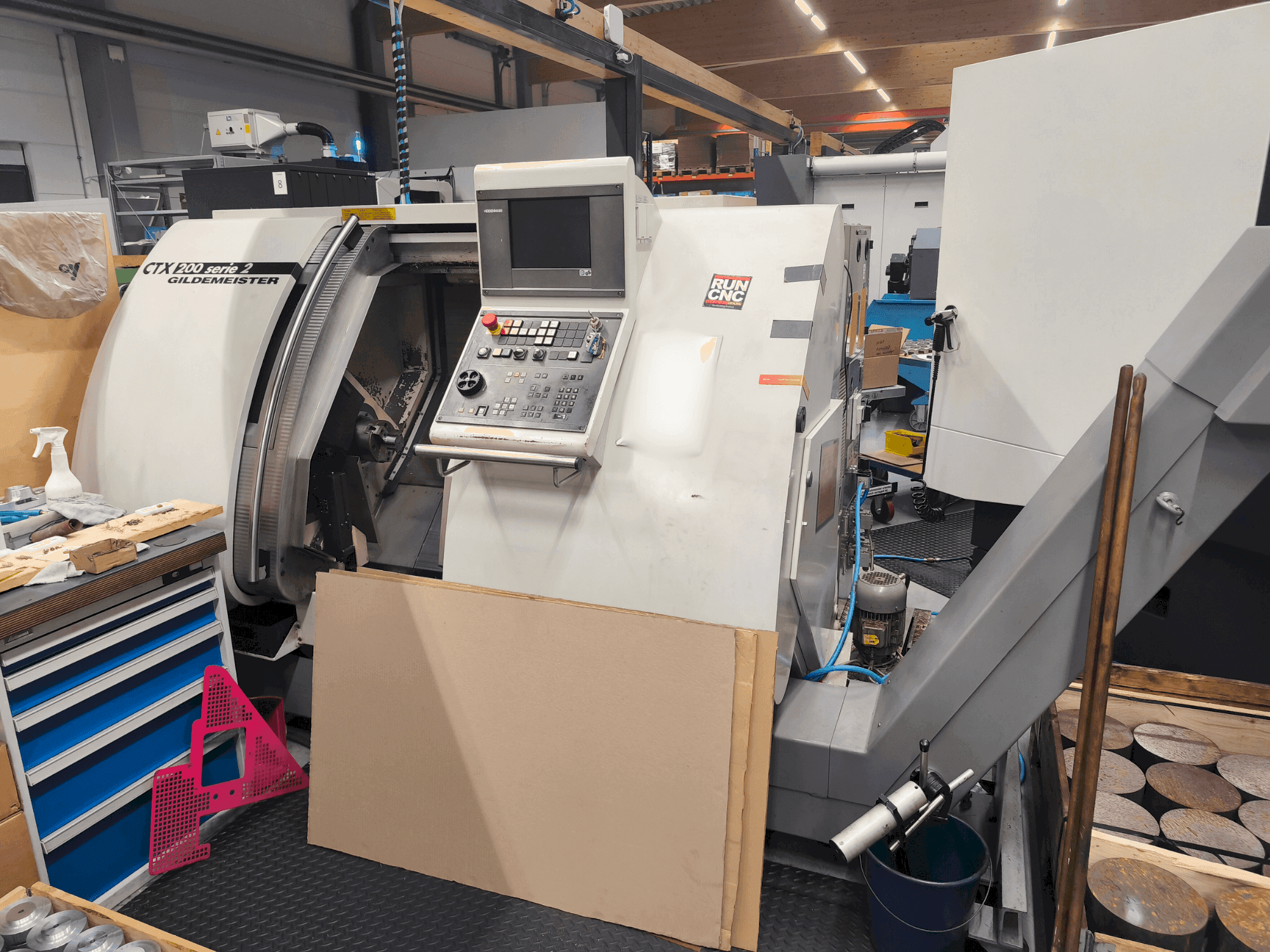 Frontansicht der Gildemeister CTX 200 Serie 2  Maschine