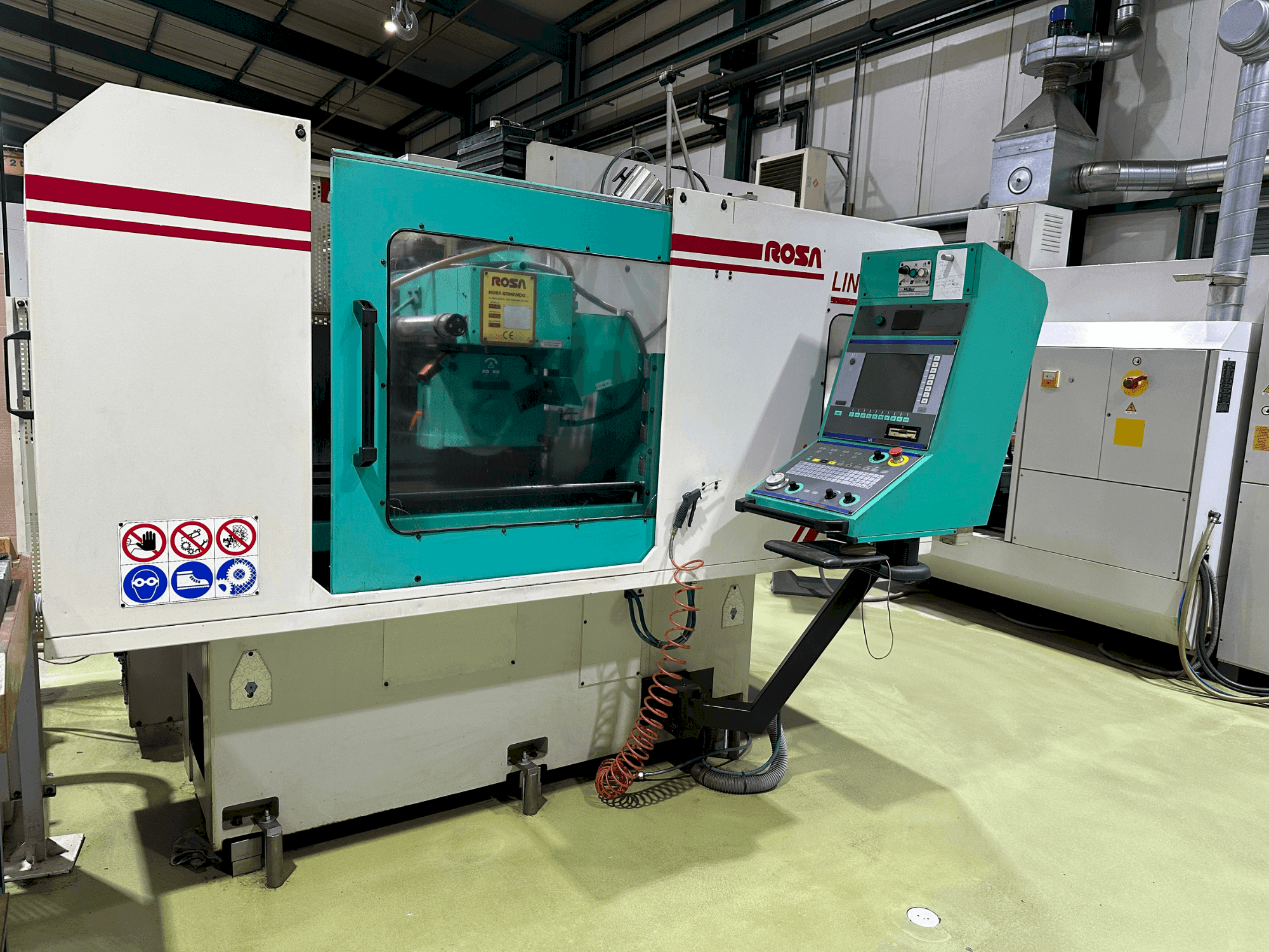 Frontansicht der ROSA ERMANDO LINEA Iron 08.6  Maschine