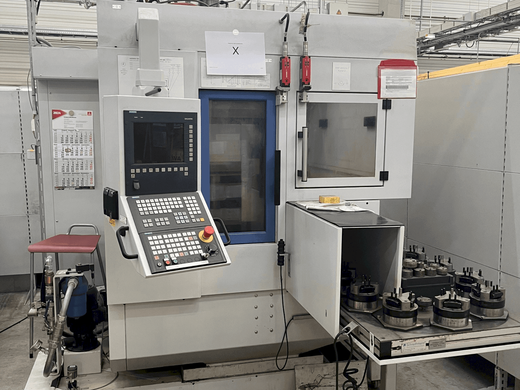 Frontansicht der Scherer - Feinbau VDZ 100L  Maschine