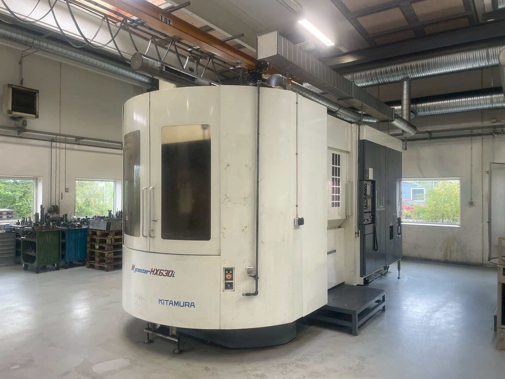 Frontansicht der Kitamura HX630i  Maschine