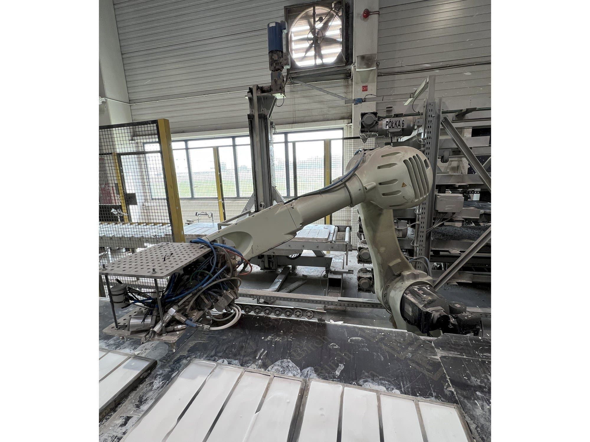 Frontansicht der Kawasaki 3RS050N-BC02  Maschine