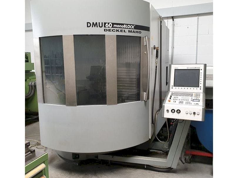 Frontansicht der DECKEL MAHO DMU 60 MonoBlock  Maschine