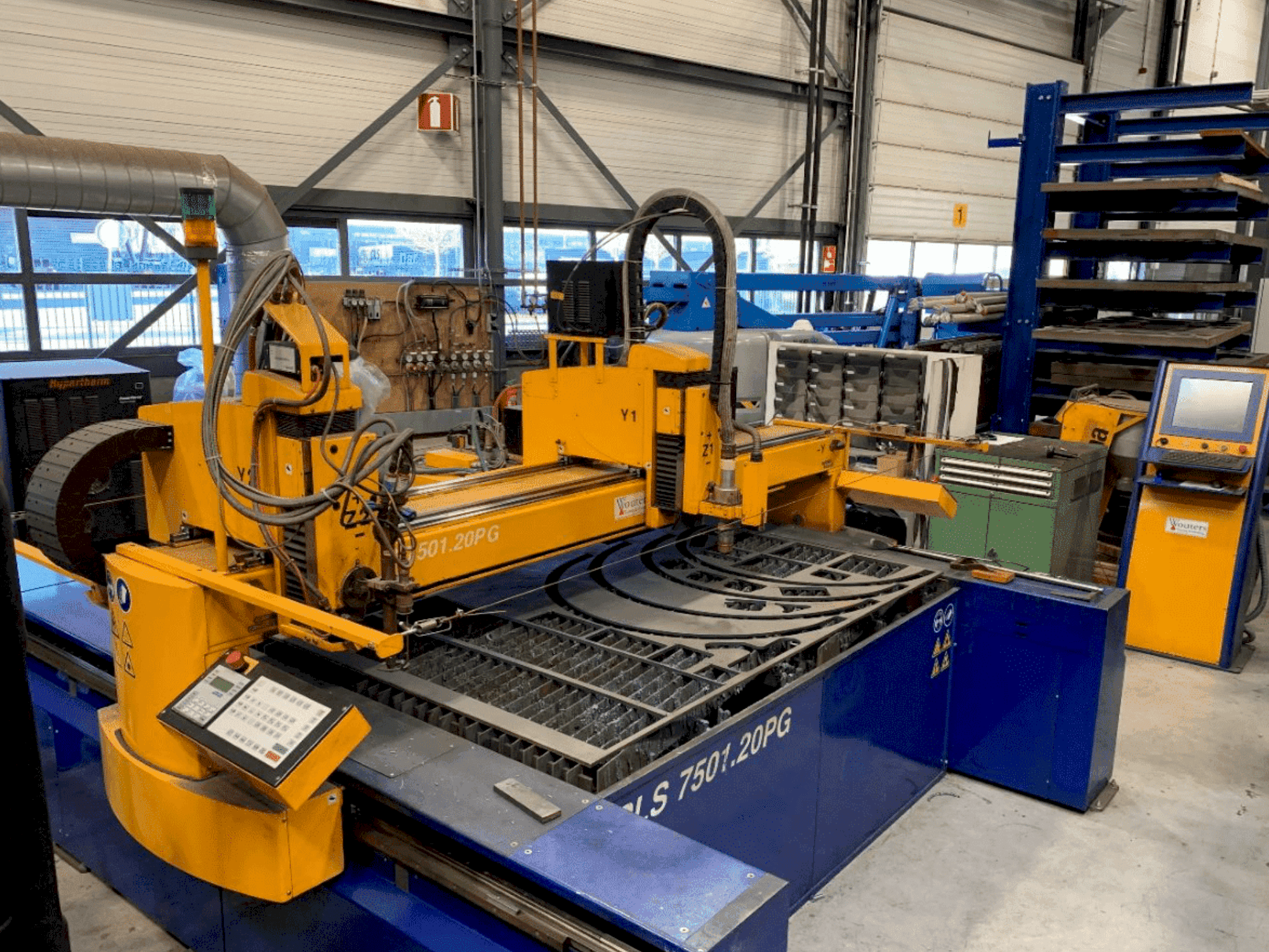 Frontansicht der MicroStep PLS7501.20PG  Maschine