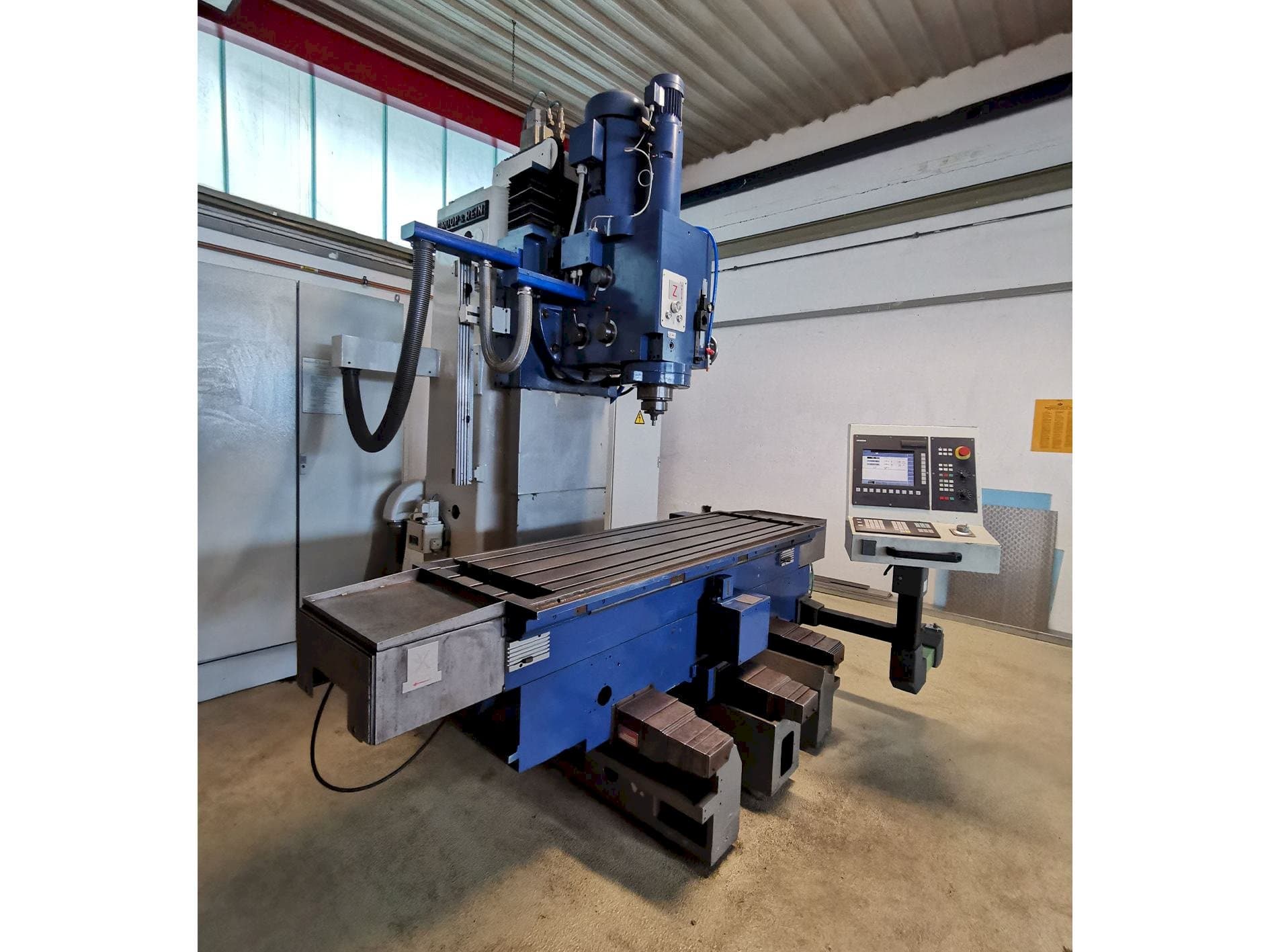 Frontansicht der Droop & Rein FS 100 ke  Maschine