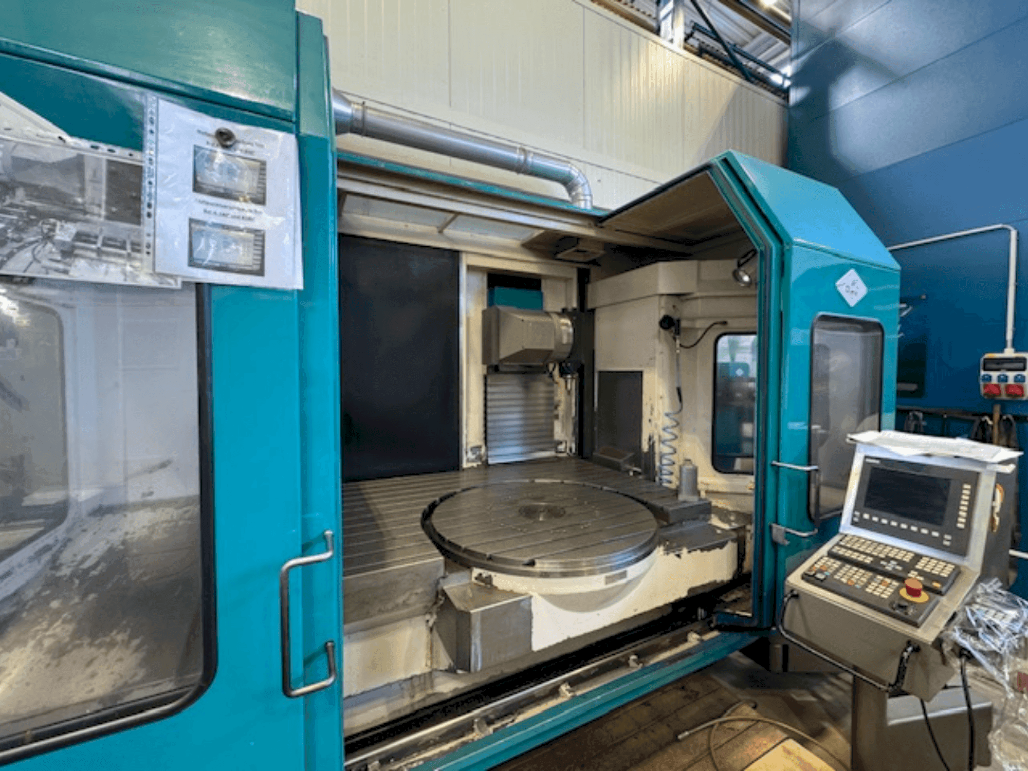 Frontansicht der OMV BPF-4 1200  Maschine