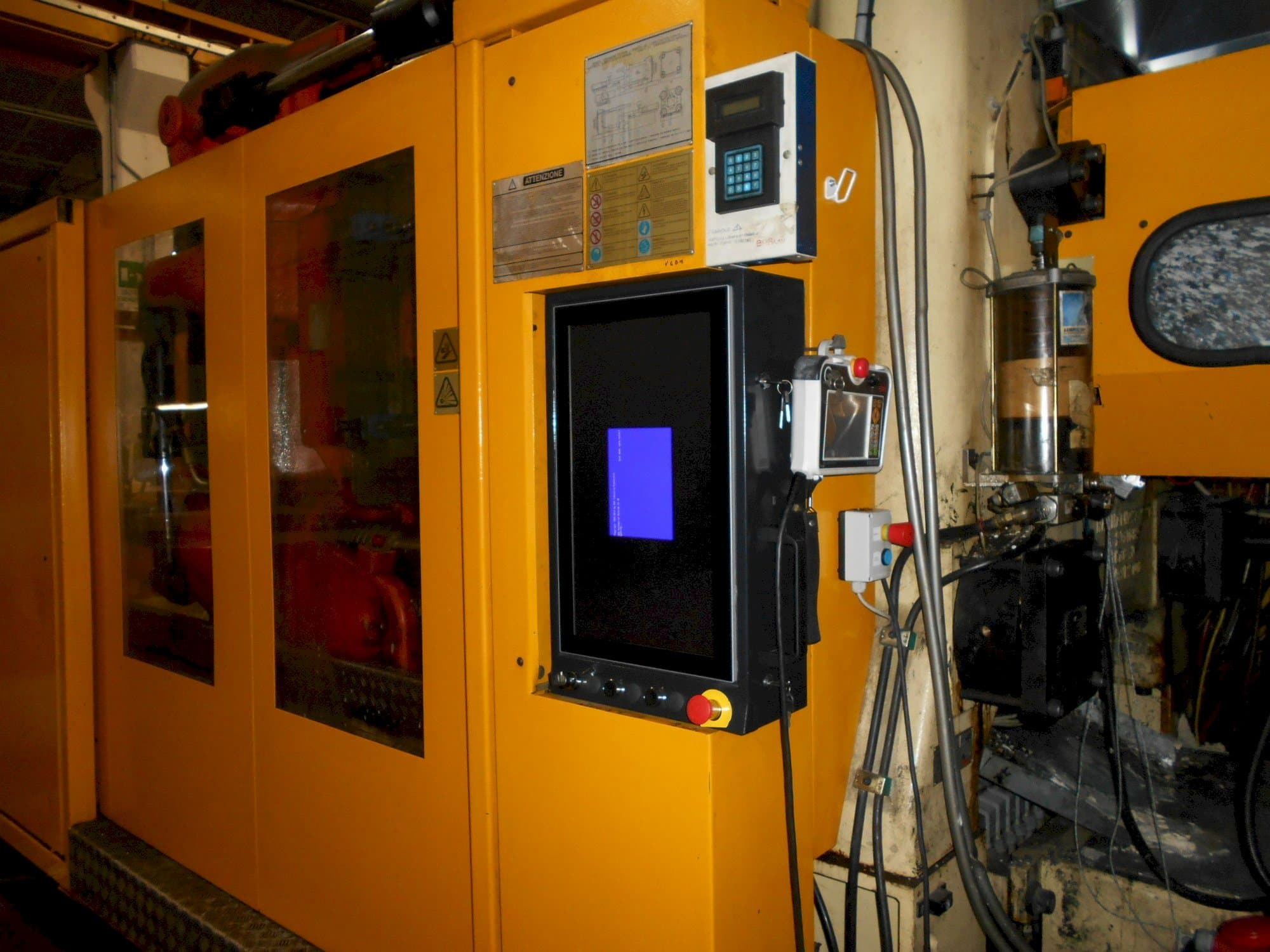 Frontansicht der Husky ELL 750 RS 120/110  Maschine