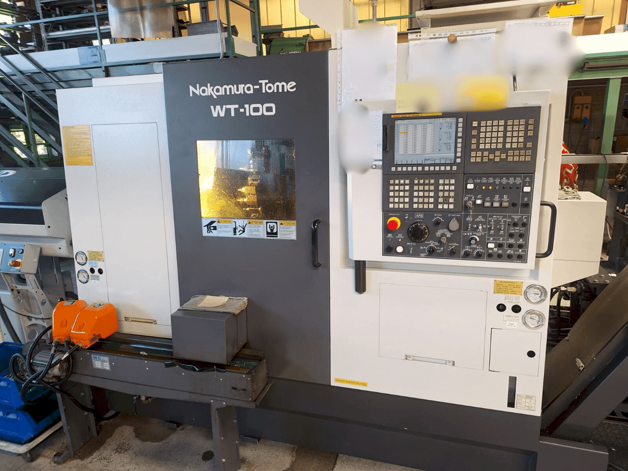 Frontansicht der NAKAMURA-TOME WT-100  Maschine