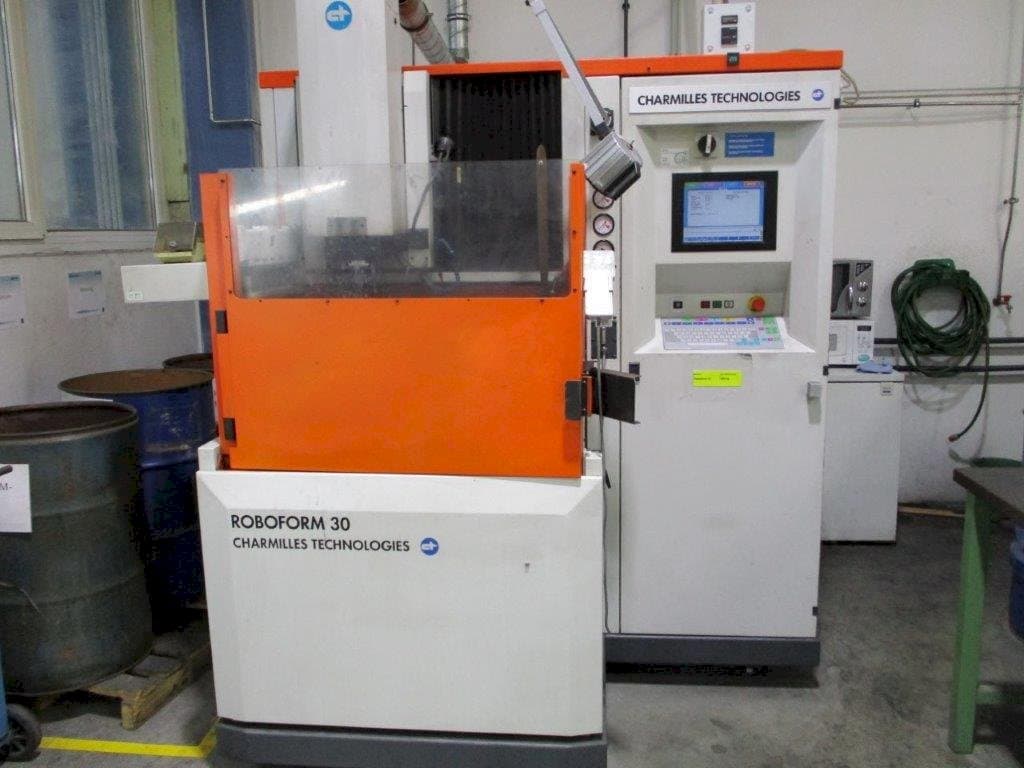 Frontansicht der CHARMILLES Roboform 30  Maschine